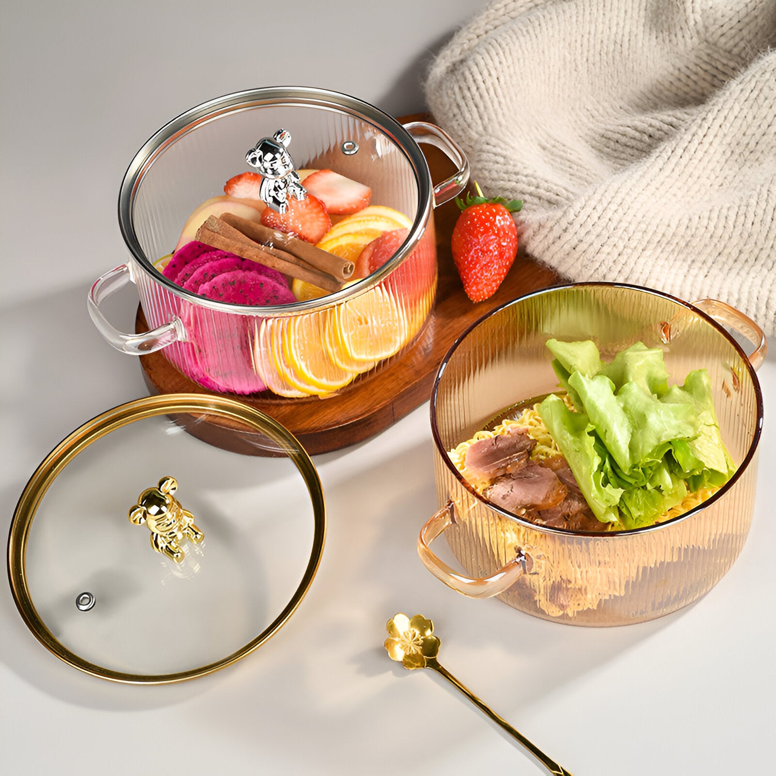 Fluted Borosilicate Glass Casserole with Gold Lid 1500ml