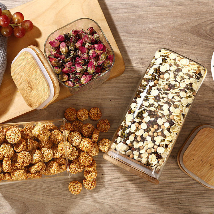 Square Glass Jar with Wooden Lid 1580ml